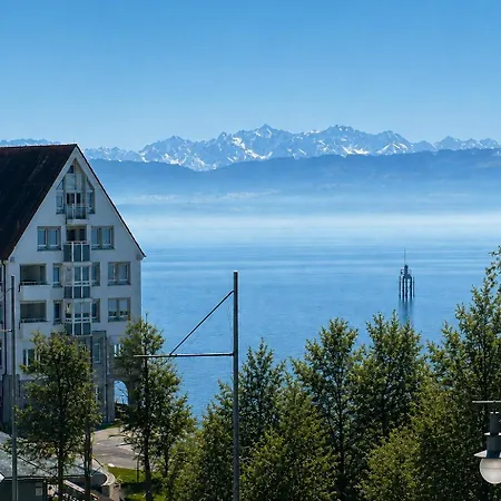 Penthouse Uferpark I Seeblick I Bis 8 Personen I Friedrichshafen